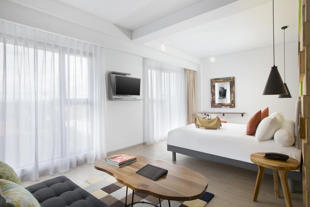 Kamaniiya Petitenget Seminyak Экстерьер фото