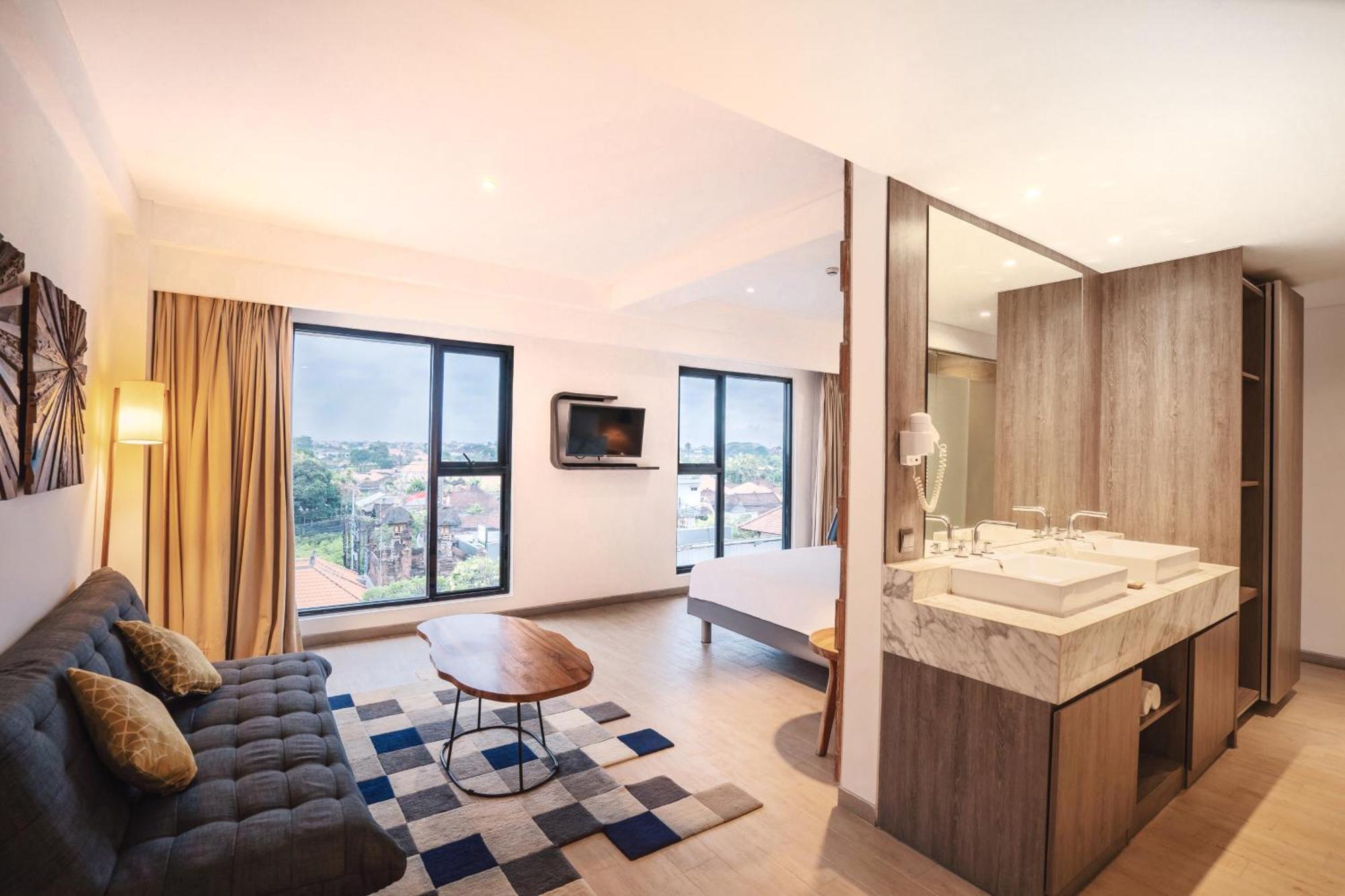 Kamaniiya Petitenget Seminyak Экстерьер фото