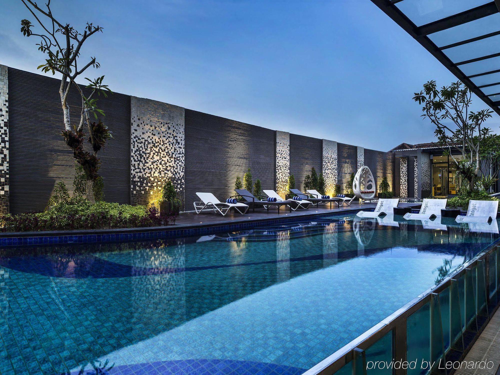 Kamaniiya Petitenget Seminyak Экстерьер фото